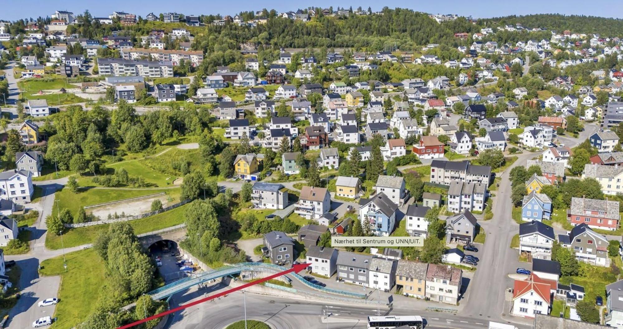 Aurora Homes - With View Apartment